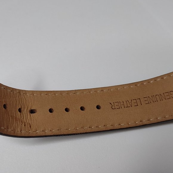 Calgary Flames Watch With Leather Band - Picture 12 of 15